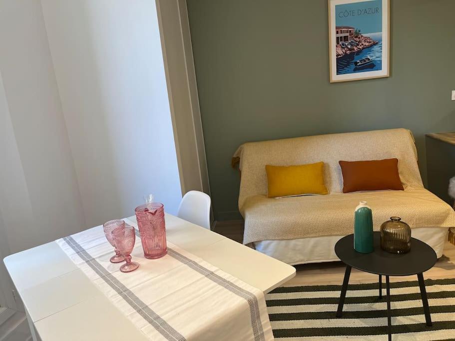 Cocon Ecusson Montpellier Appartement Buitenkant foto