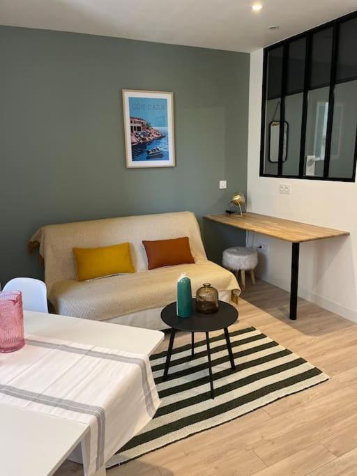 Cocon Ecusson Montpellier Appartement Buitenkant foto